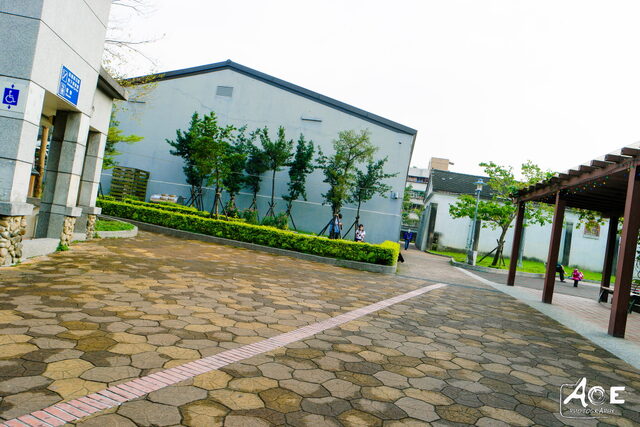 SAM_2005